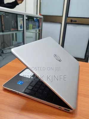 New Laptop HP Stream Notebook 8GB Intel Core i5 SSD 512GB