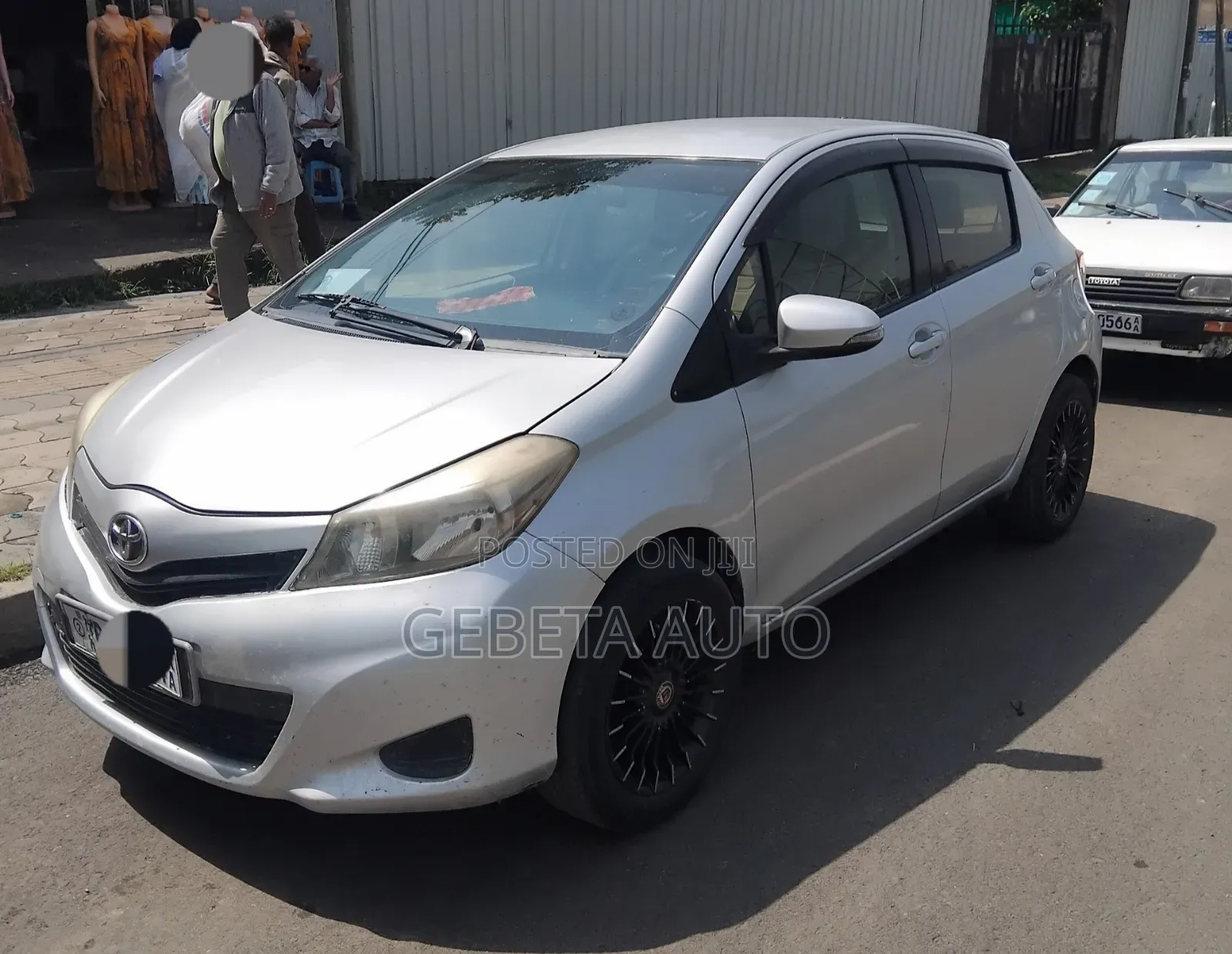 Toyota Yaris 2012