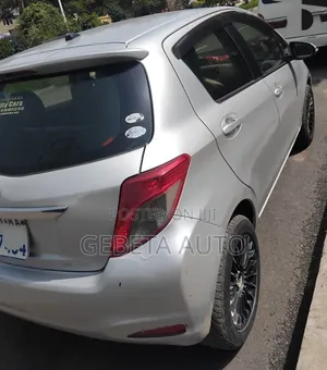 Toyota Yaris 2012