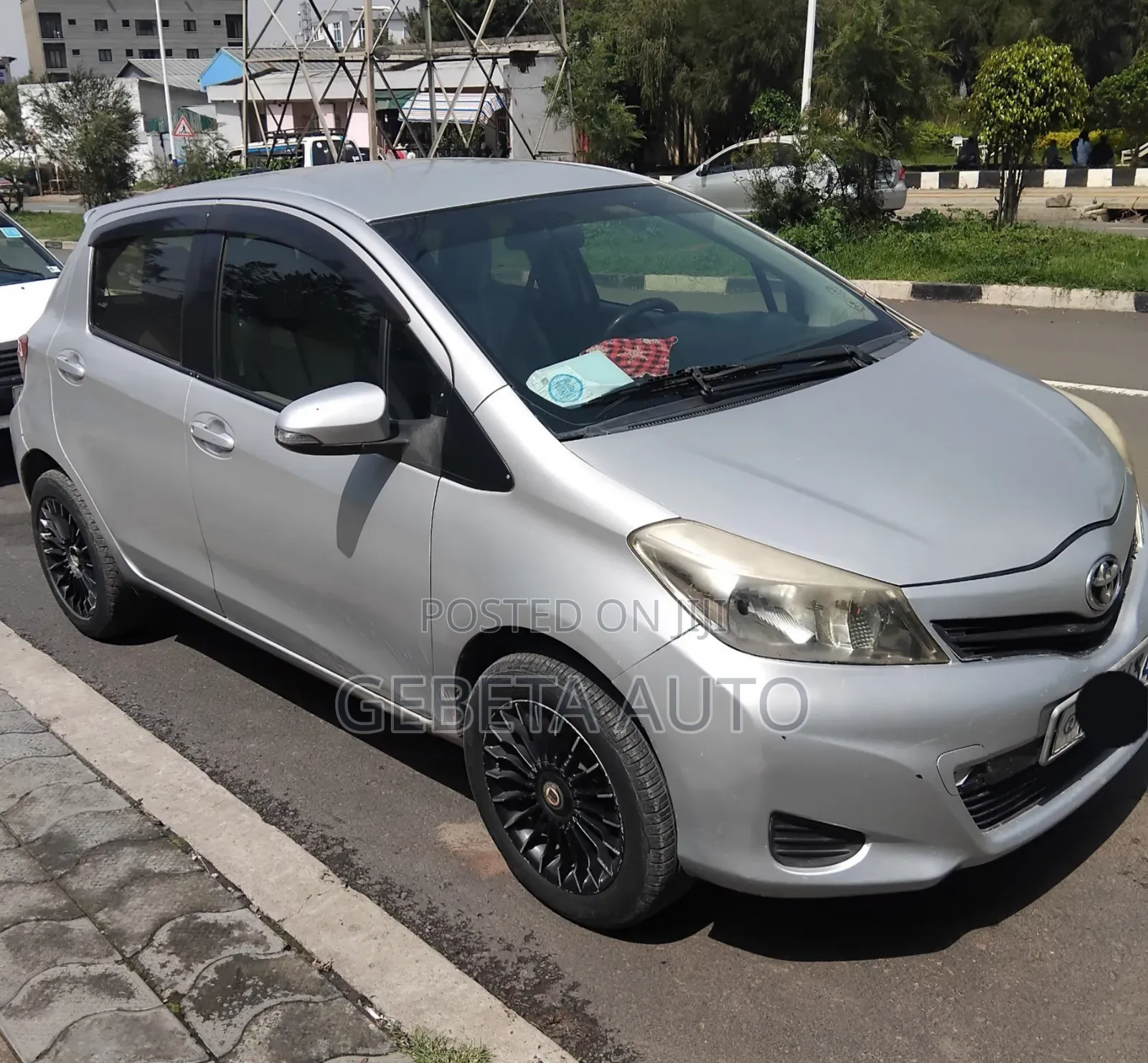 Toyota Yaris 2012