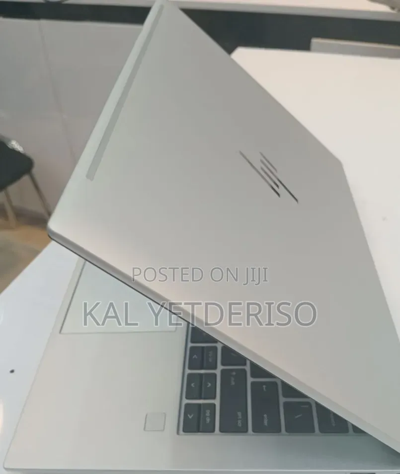 New Laptop HP EliteBook 840 G9 16GB Intel Core i7 SSD 512GB