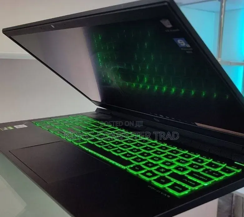 New Laptop HP ZBook Power G9 i7 16GB Intel Core i5 SSD 512GB