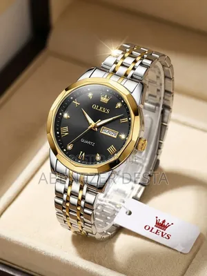 Overview
This OLEVS 9931 Wristwatch Features a Prominent Two-Tone