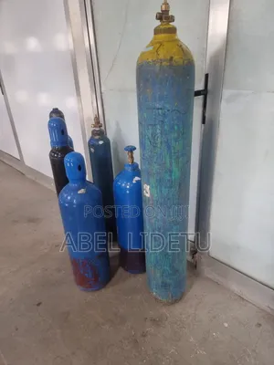 Compact, Reliable Oxygen Cylinder Available in Multiple Sizes.