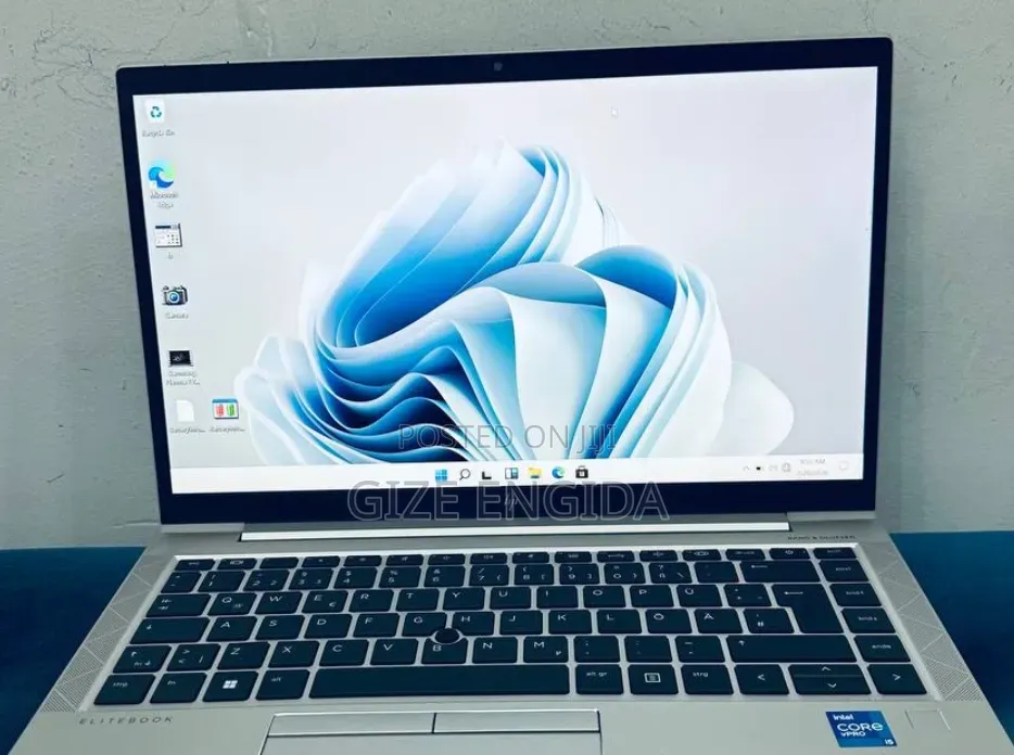 New Laptop HP EliteBook 840 G8 16GB Intel Core i5 SSD 512GB