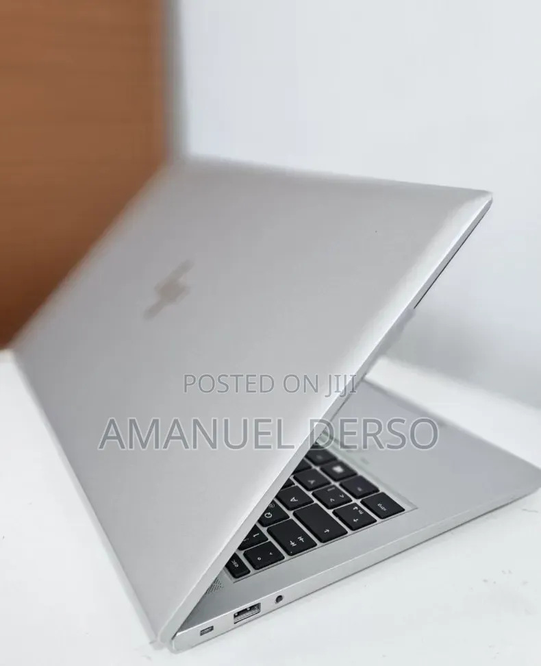 New Laptop Dell XPS 15 16GB Intel Core i5 SSD 512GB