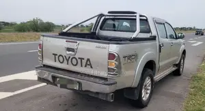 Toyota Hilux 2007 Silver