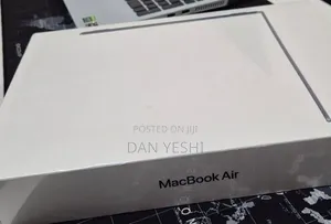 New Laptop Apple MacBook Air 2022 M2 8GB Apple M2 SSD 256GB