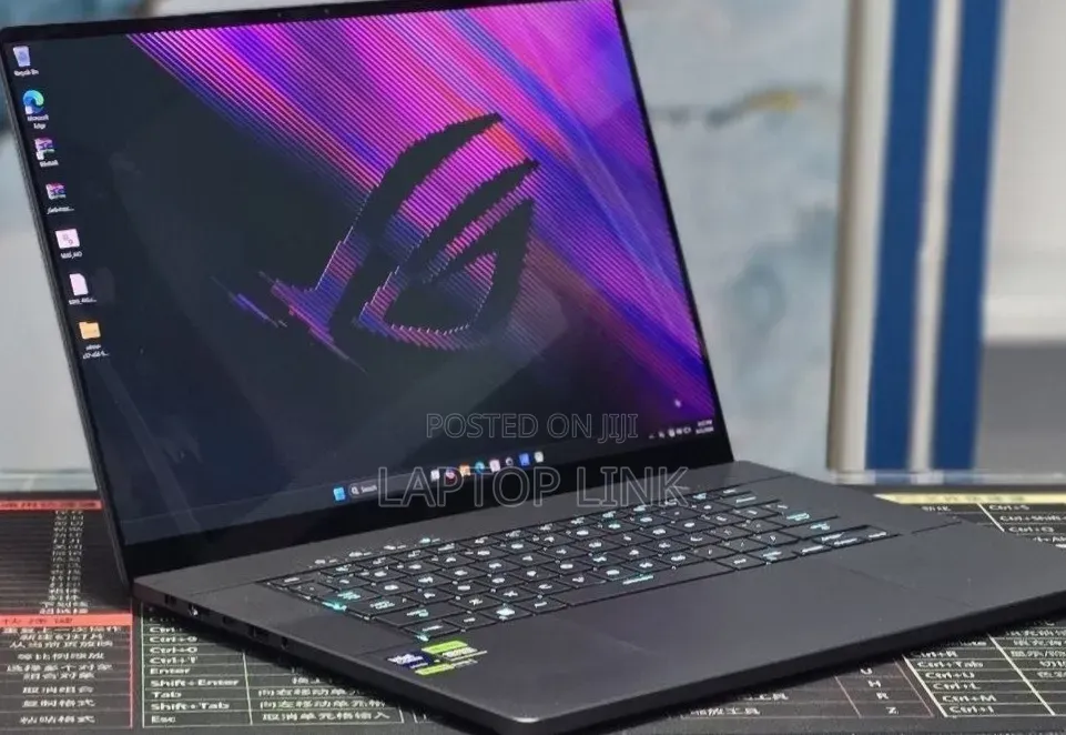 New Laptop Asus ROG Zephyrus G16 16GB Intel Core Ultra 9 SSD 1T