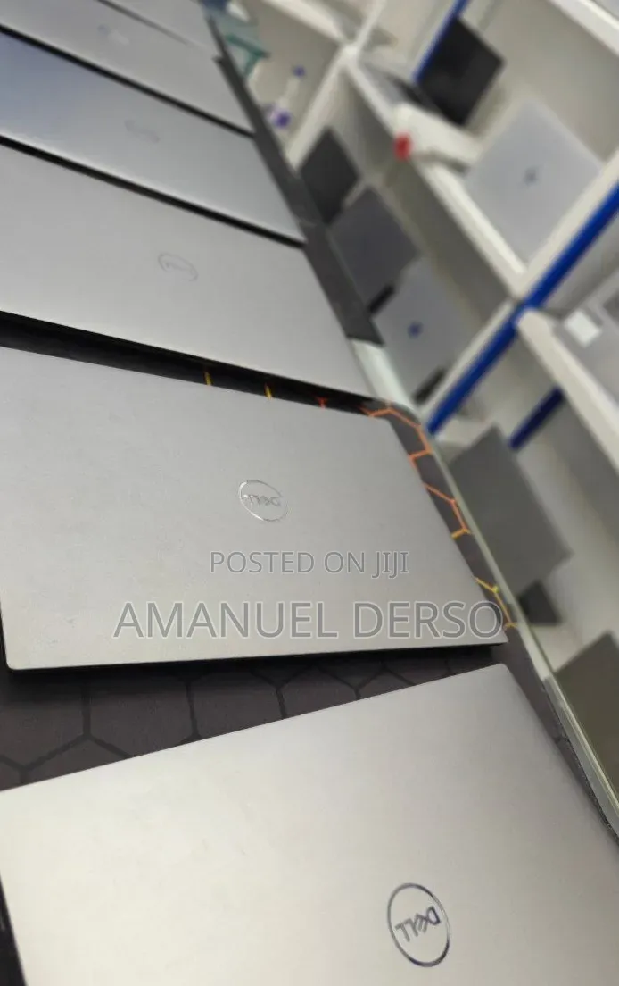 New Laptop Dell XPS 15 16GB Intel Core i7 SSD 512GB