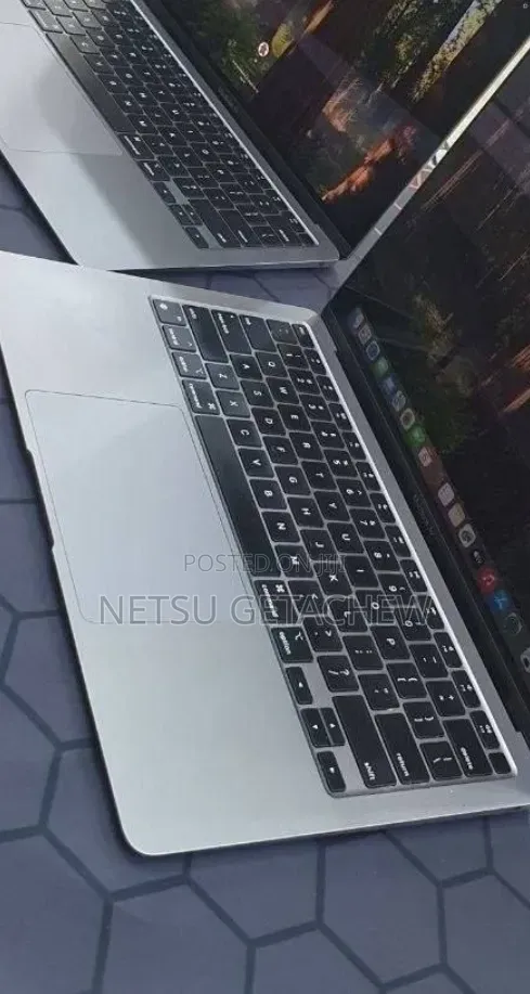 New Laptop Apple MacBook Air 2020 M1 8GB Apple M1 SSD 256GB