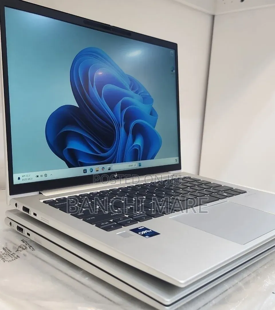 New Laptop HP EliteBook 840 G9 16GB Intel Core i5 SSD 512GB