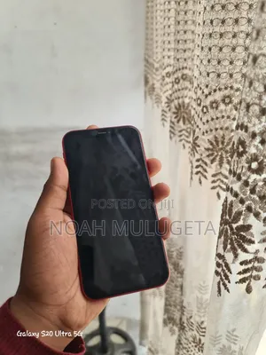 Apple iPhone 11 128 GB Red