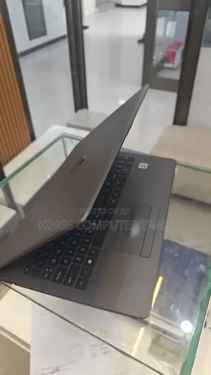 New Laptop HP Stream Notebook 8GB Intel Core i5 HDD 1T