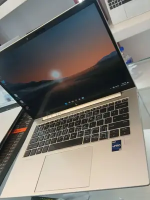 New Laptop HP EliteBook 840 G9 16GB Intel Core i7 SSD 512GB