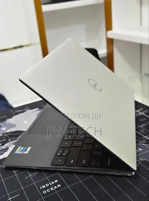 New Laptop Dell XPS 13 16GB Intel Core i7 SSD 512GB