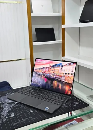 New Laptop Dell XPS 13 16GB Intel Core i7 SSD 512GB