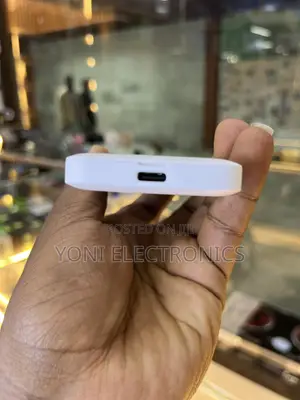 Huawei 4G Mobile WiFi 5 Router