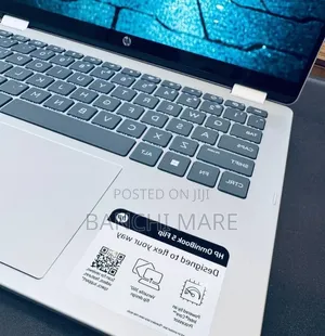 New Laptop HP OmniBook 5 Flip 16GB Intel Core 7 SSD 512GB