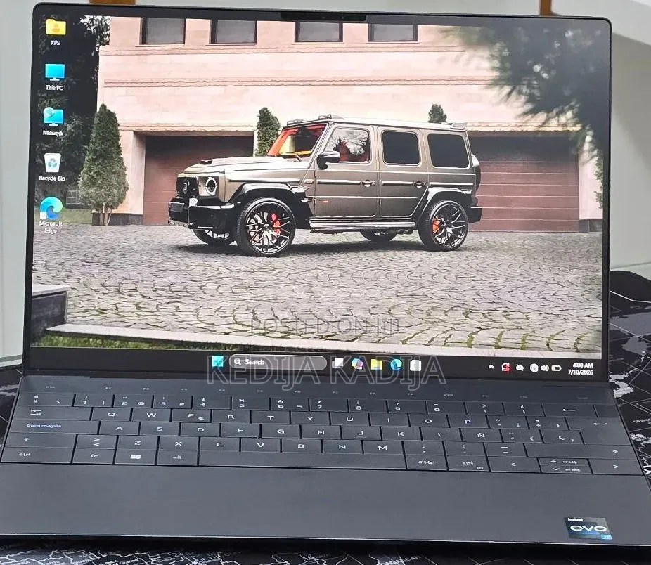 New Laptop Dell XPS 15 16GB Intel Core i7 SSD 512GB
