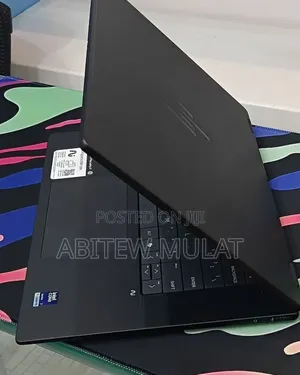 New Laptop HP OmniBook Ultra Flip 16" 16GB Intel Core Ultra 7 SSD 1T