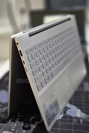 New Laptop Dell Inspiron 15 8GB Intel Core i5 SSD 256GB