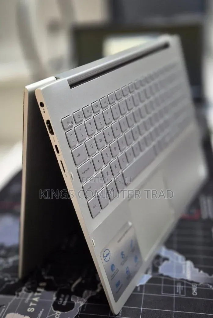 New Laptop Dell Inspiron 15 8GB Intel Core i5 SSD 256GB