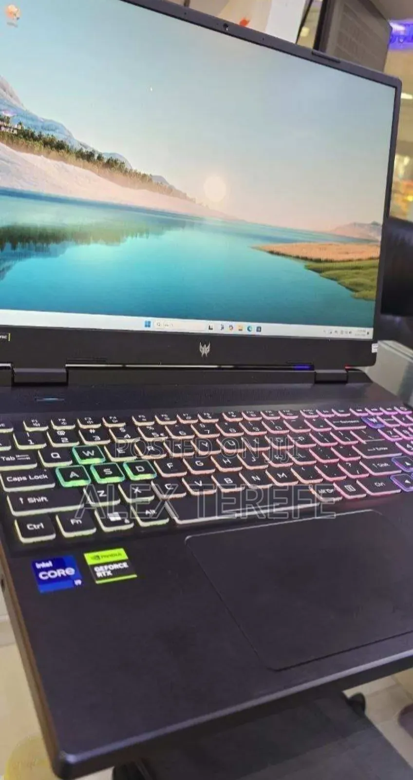 New Laptop Acer Predator Helios 300 16GB Intel Core i9 SSD 1T