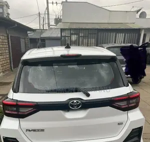 Toyota Raize 2022 White