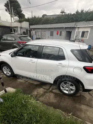 Toyota Raize 2022 White