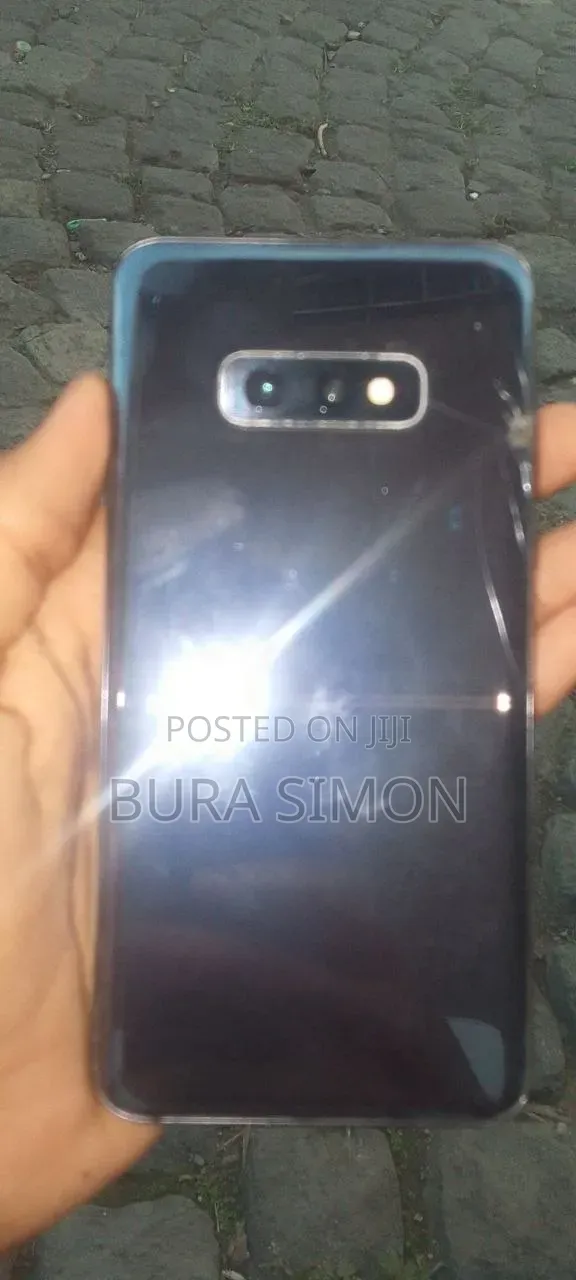 Samsung Galaxy S10e 128 GB Blue