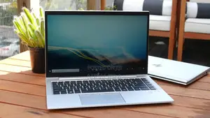 New Laptop HP EliteBook 830 G9 16GB Intel Core i5 SSD 512GB