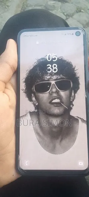 Samsung Galaxy S10e 128 GB Blue