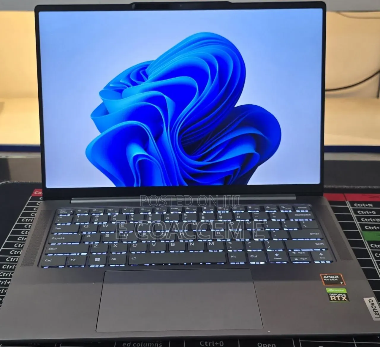 New Laptop Lenovo 16GB AMD Ryzen 7 SSD 512GB