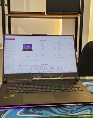 New Laptop Asus ROG Strix SCAR 17 16GB AMD Ryzen 9 SSD 1T