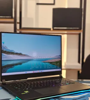New Laptop Asus ROG Strix SCAR 17 16GB AMD Ryzen 9 SSD 1T