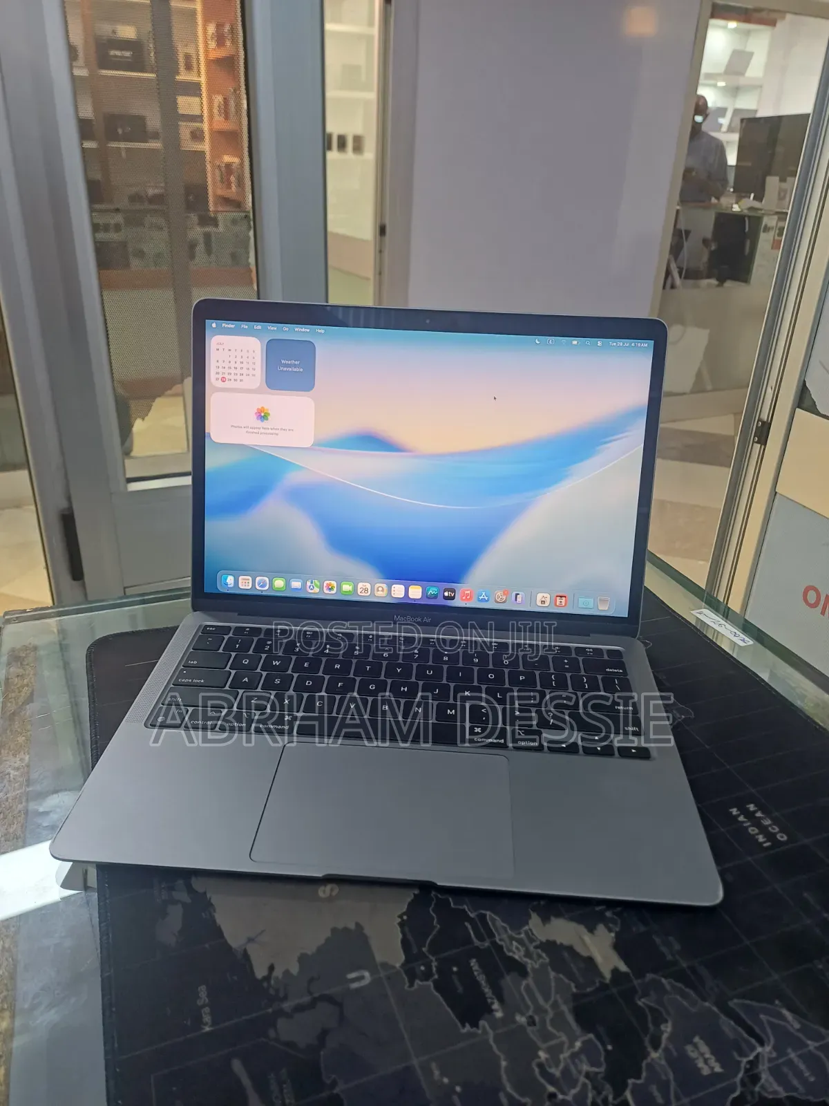 New Laptop Apple MacBook Air 2020 M1 8GB Apple M1 SSD 256GB