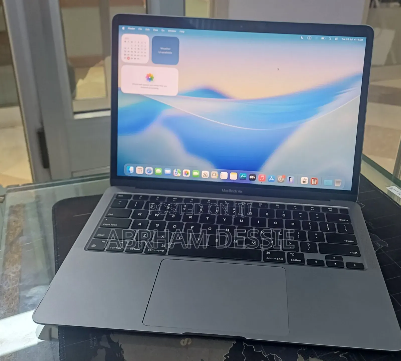New Laptop Apple MacBook Air 2020 M1 8GB Apple M1 SSD 256GB