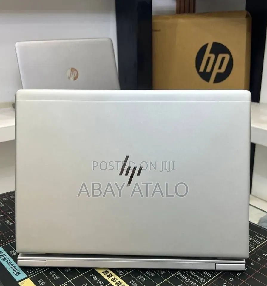 New Laptop HP EliteBook 1040 G4 16GB Intel Core i5 HDD 512GB