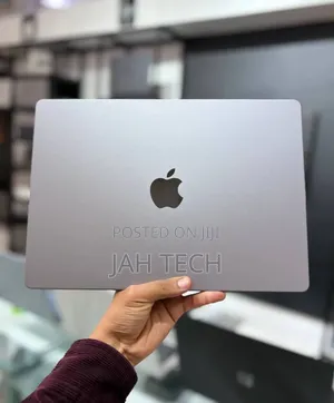 New Laptop Apple MacBook Pro 2021 M1 16GB Apple M1 Pro SSD 512GB