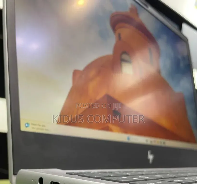 New Laptop HP ZBook 14 32GB Intel Core i9 SSD 512GB
