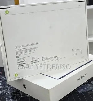 New Laptop Apple MacBook Air 2026 M5 16GB SSD 512GB