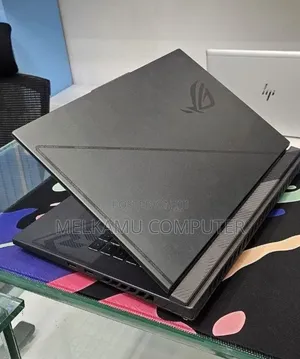 New Laptop Asus ROG Strix G16 16GB Intel Core i9 SSD 1T