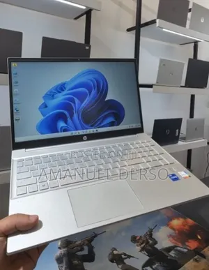 New Laptop HP Pavilion 15 16GB Intel Core i7 SSD 512GB