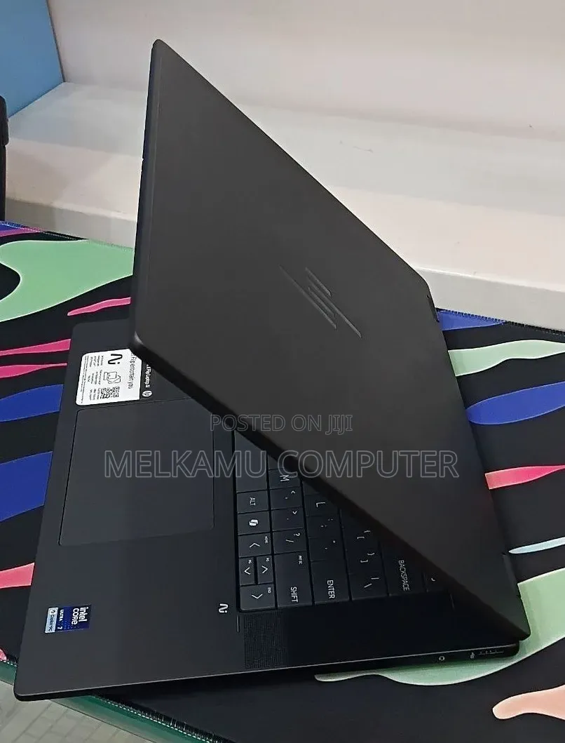 New Laptop HP OmniBook X Flip 16" 16GB Intel Core Ultra 7 SSD 1T