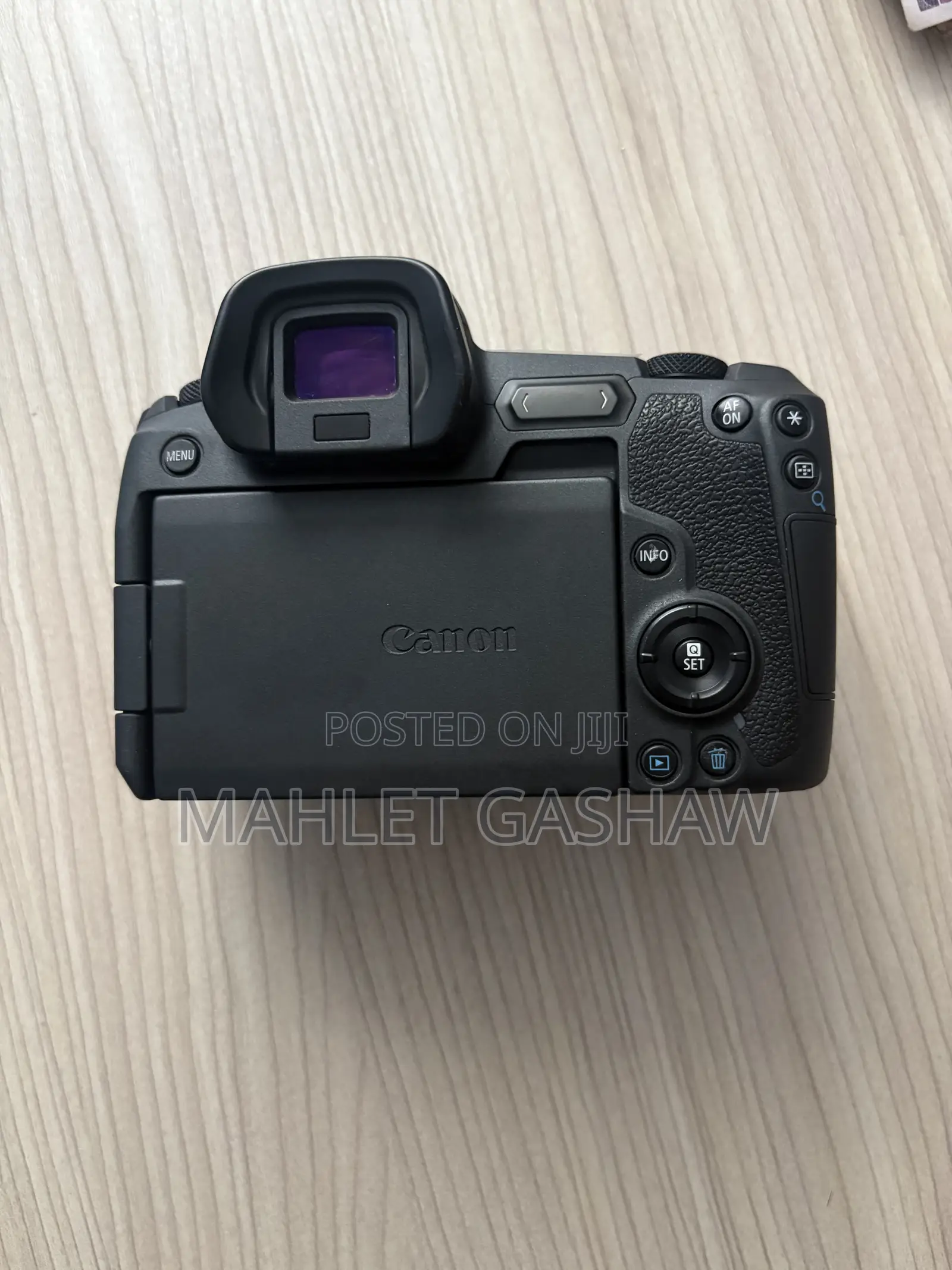 Canon EOS R Camera