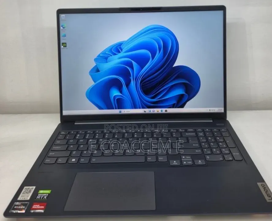New Laptop Lenovo 16GB AMD Ryzen 7 SSD 512GB