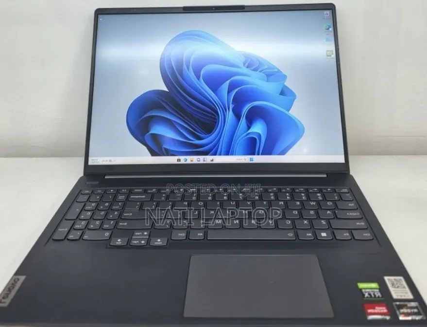 New Laptop Lenovo 16GB AMD Ryzen 7 SSD 512GB