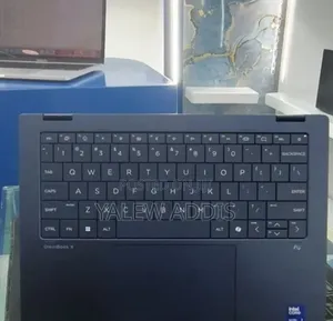 New Laptop HP OmniBook Ultra Flip 14" 16GB Intel Core i5 SSD 1T