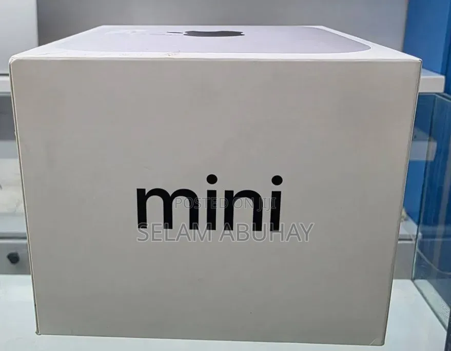 New Laptop Apple MacBook Pro 2024 M4 Max 16GB Apple M4 SSD 512GB